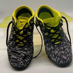 Nike Free TR Connect 2 Trainers size 7.5 women